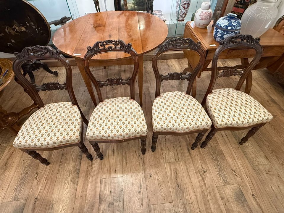 4 chaises style louis XV
