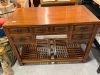 Bureau asiatique en bois sculpté