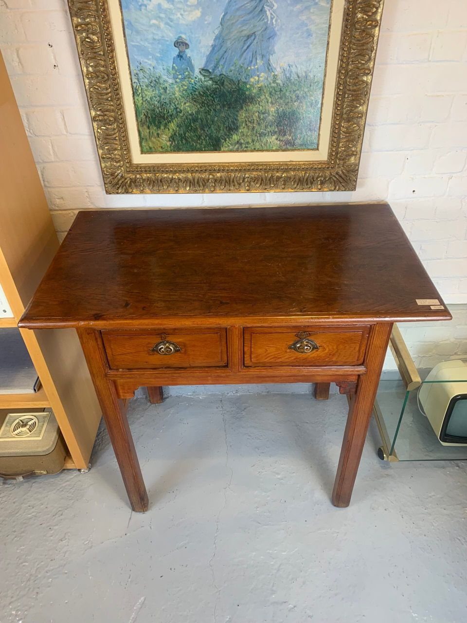 Table haute à tiroirs