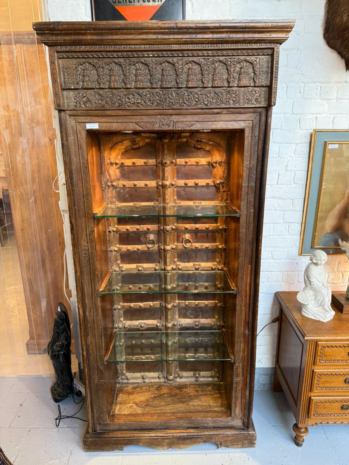Vitrine indienne en bois massif