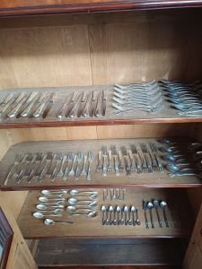 ménagère en métal argenté