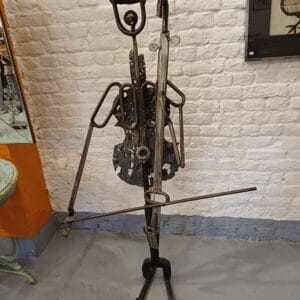 Sculpture le violoncelliste