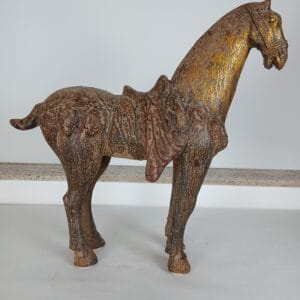 Cheval chinois en fonte patinée