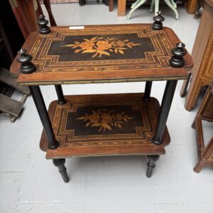 Table d’appoint marquetée Napoléon III