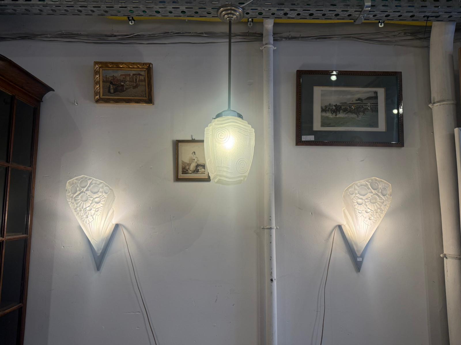 Paire d’appliques + suspension Art déco
