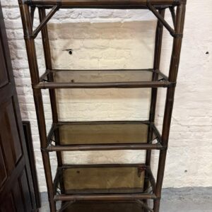 Etagère en bambou
