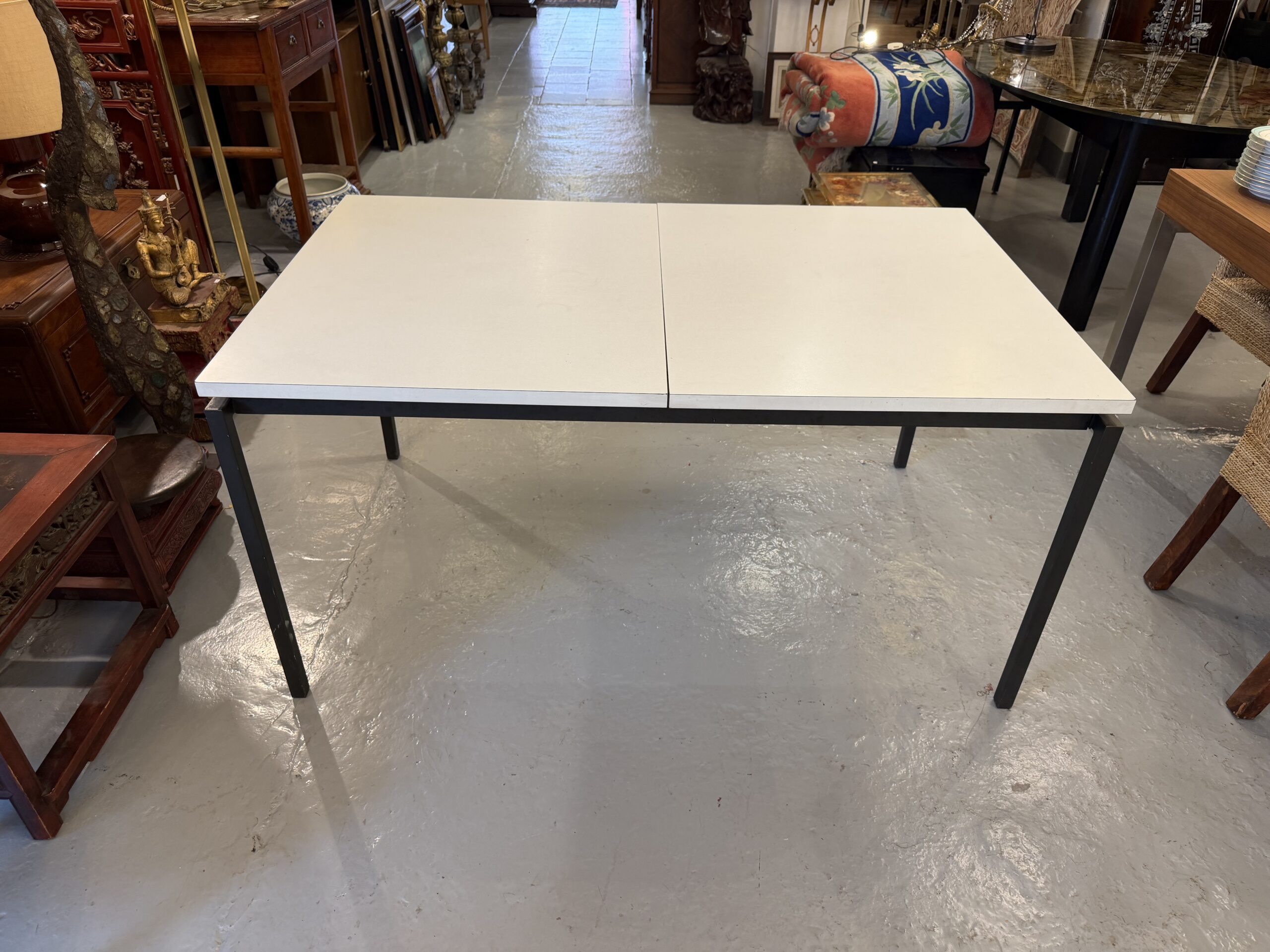Table à manger design extensible