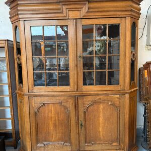 Vitrine deux corps en chêne massif