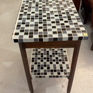 Table d'appoint avec mosaïque