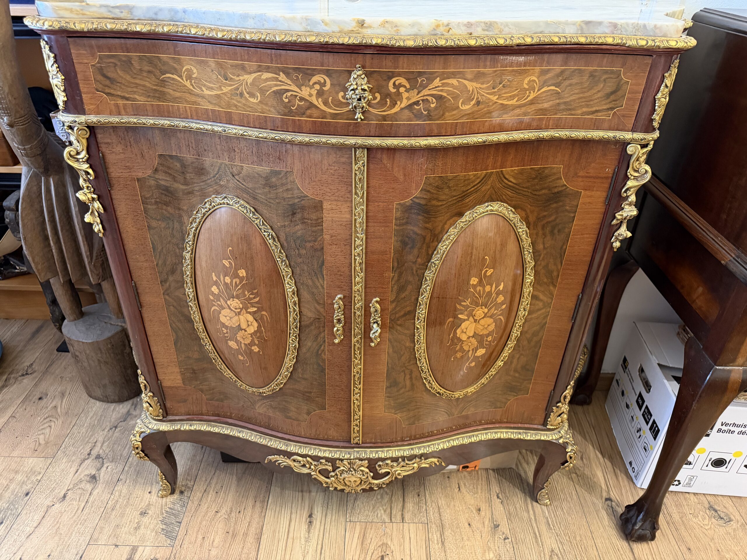Meuble d&rsquo;appui de style Napoléon III