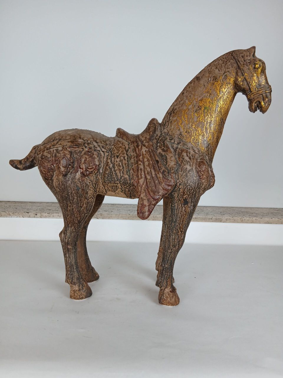 Cheval chinois en fonte patinée