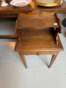 Table de nuit chêne