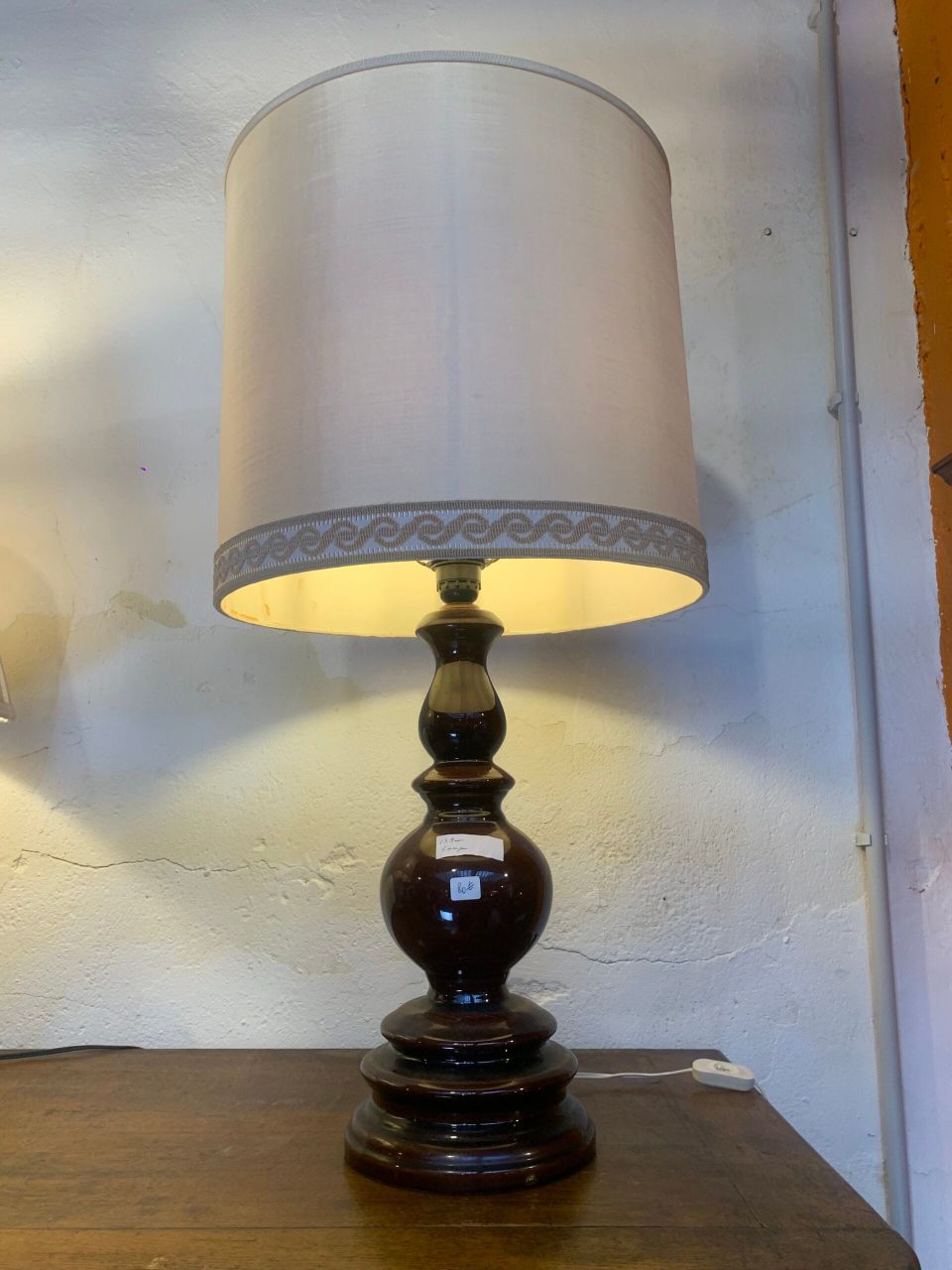 Lampe brune
