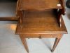 Table d&rsquo;appoint en chêne de style art nouveau