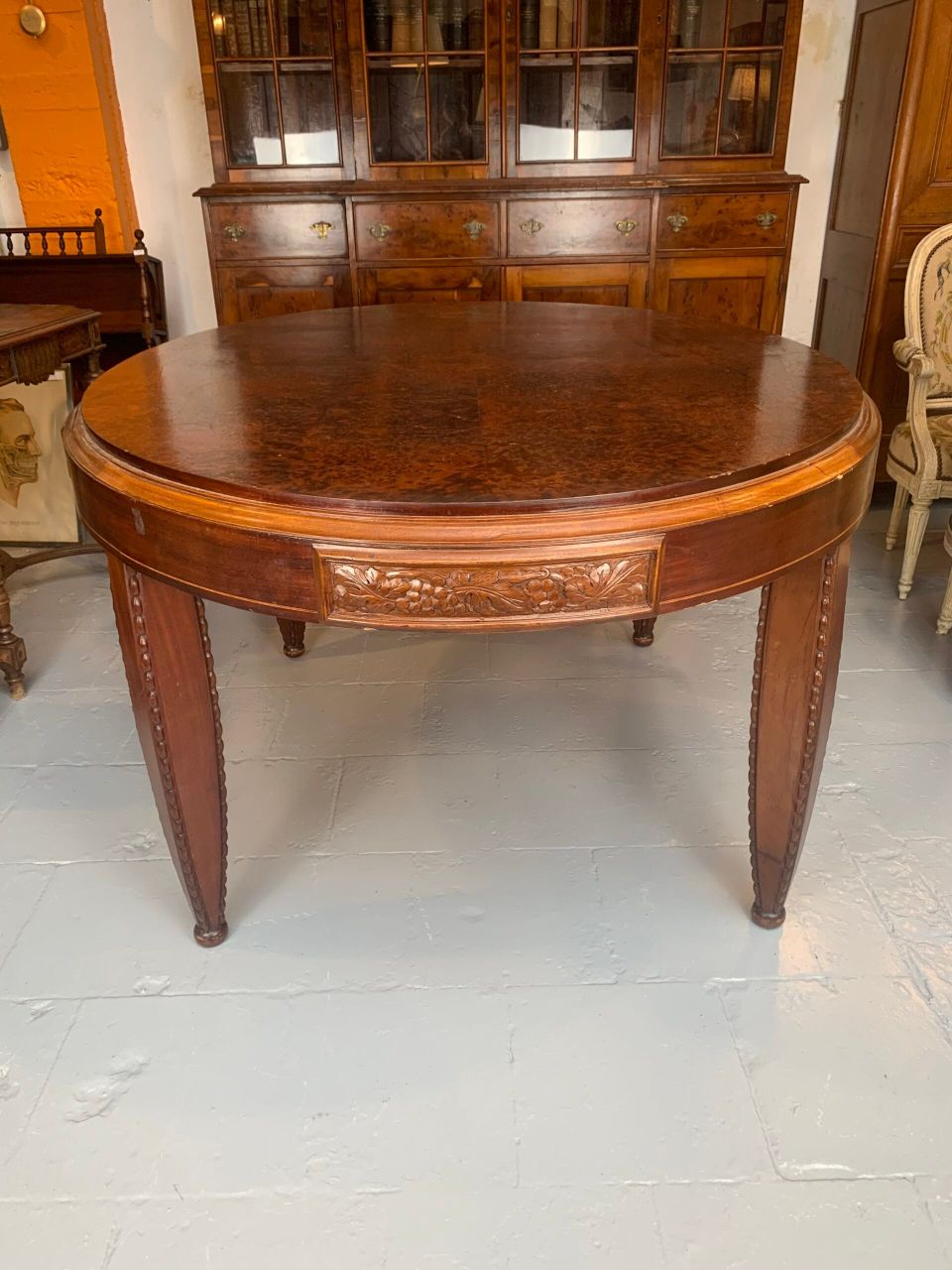 Table De Coene avec 6 chaises et deux fauteuils