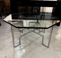 Table basse octogonale en verre et métal chromé
