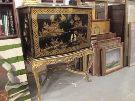 Meuble bar asiatique